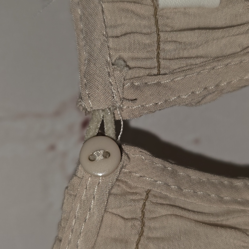 Mustard Seed Cream Long Sleeve Ruffle Bottom Blouse Womens Size L - Picture 8 of 14